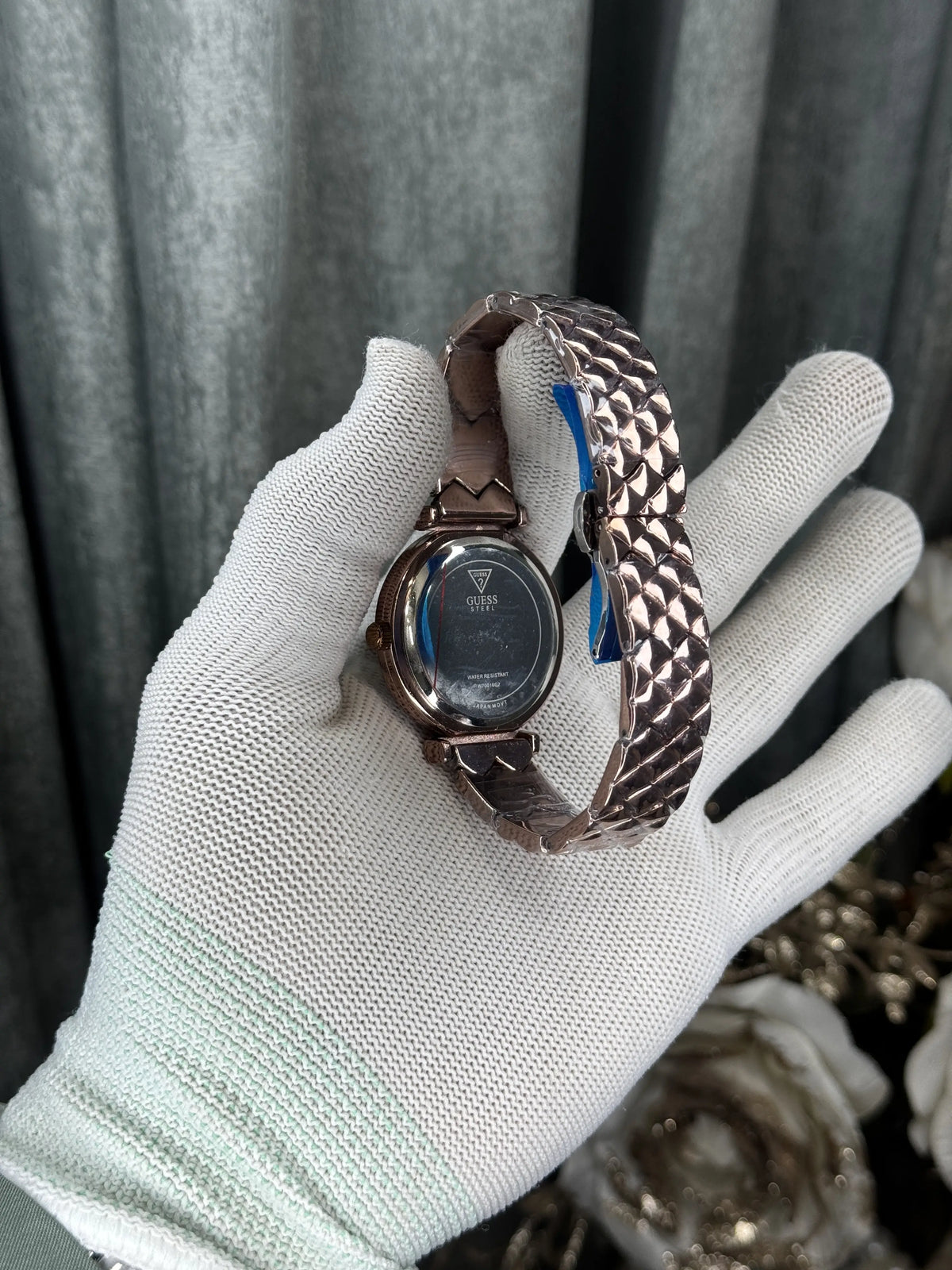 Gues s Copper White Ladies Premium Watch