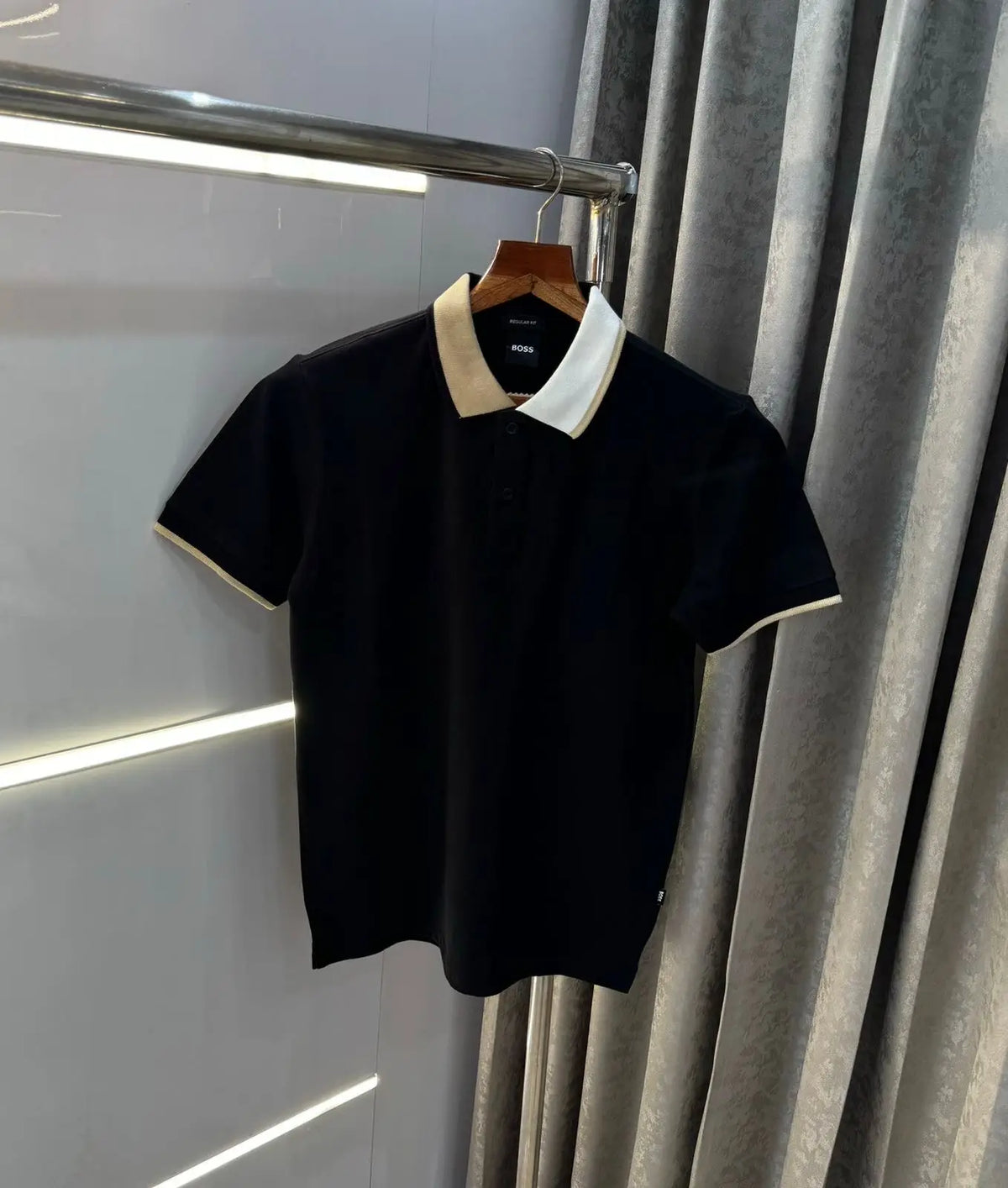 Hugo Bos s Black Collar Look Premium Polo T-Shirt