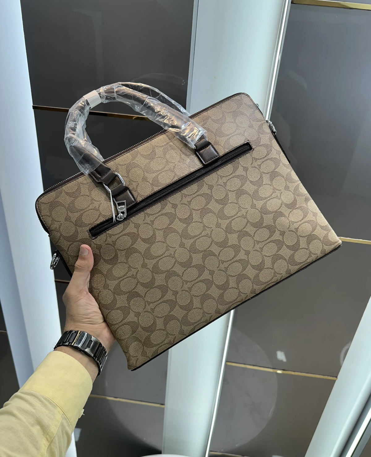 Coac h Monogram Luxury Premium Imported Beige Laptop Bag c545