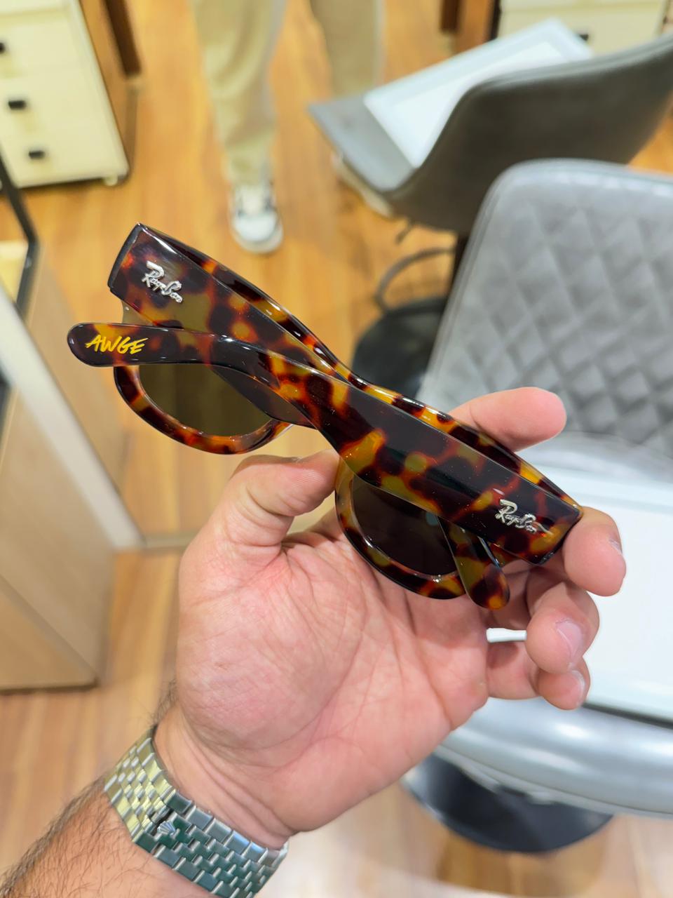 Rayban Mega Wayfarer Tiger