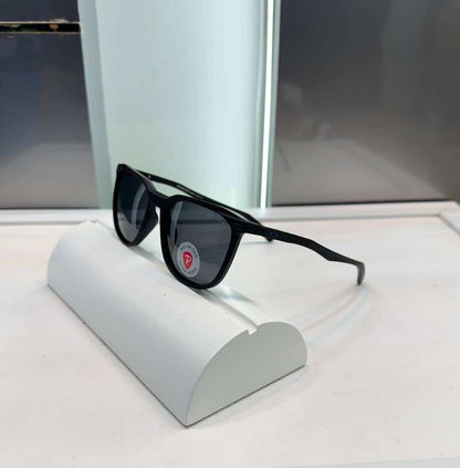 Oakle y All Black Premium Shade 2402