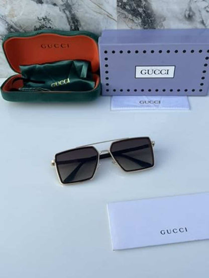 GU-CCi_0010_gold_brown
