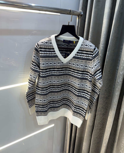 Ralp h Lauren White Imported Knitted Pull Over