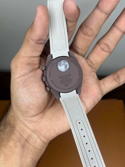 Omeg a x S watch Brown MoonsWatch Edition Quartz Watch