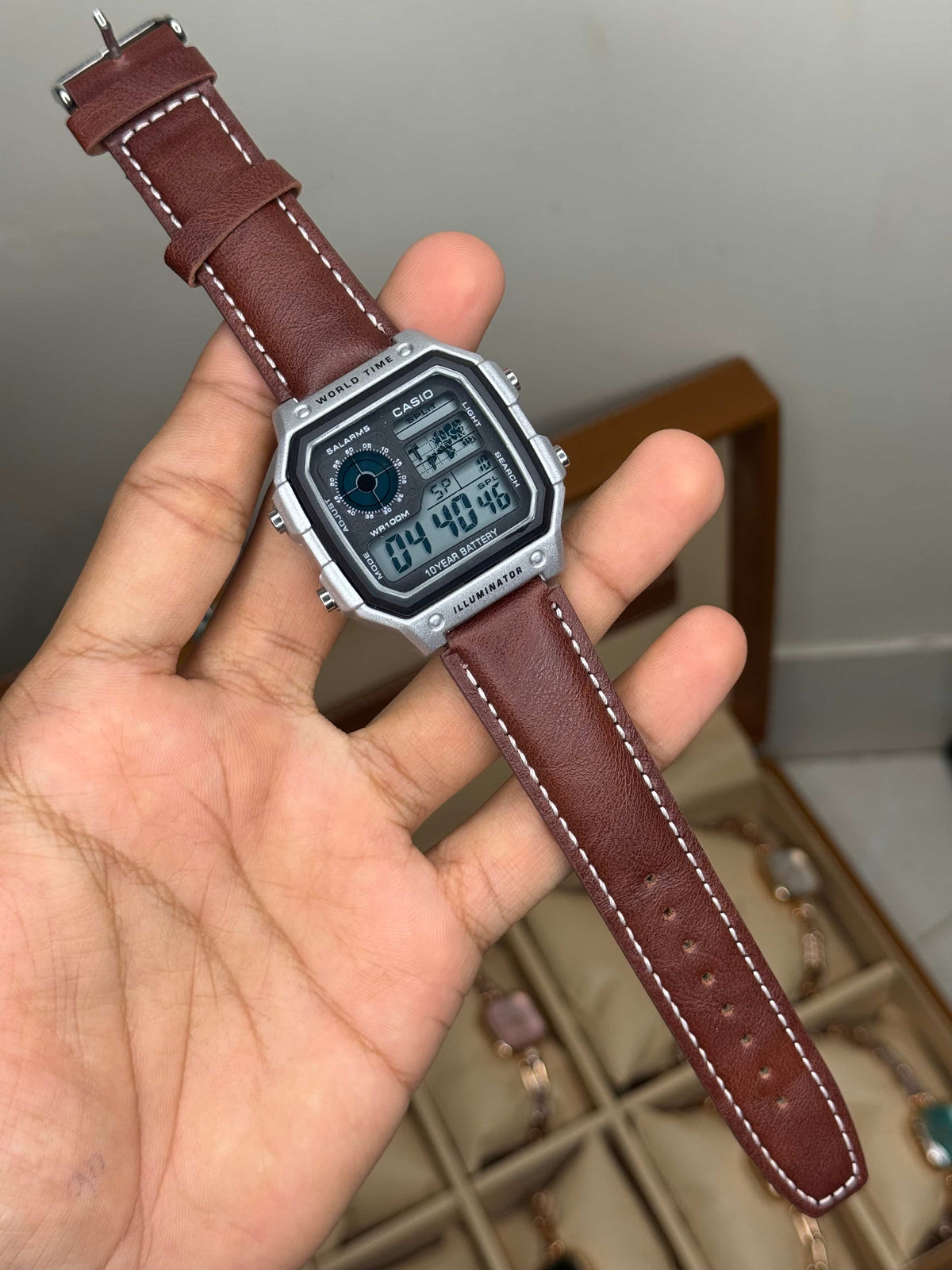 Casi o Illuminator Silver Case Digital With Brown Leather Strap