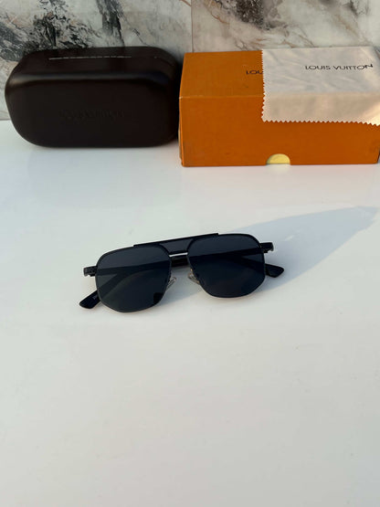 Louis_vuitton_2593_black