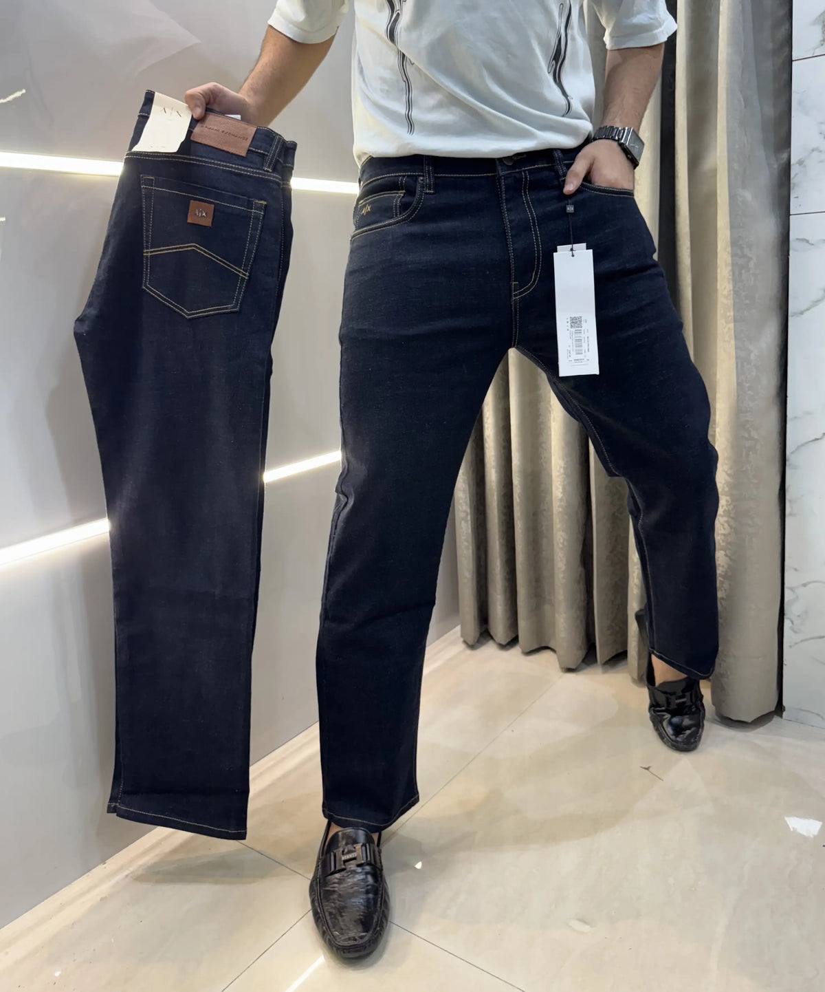 Arman i Exchang e patch Navy Blue Raw Wash Imported Denim