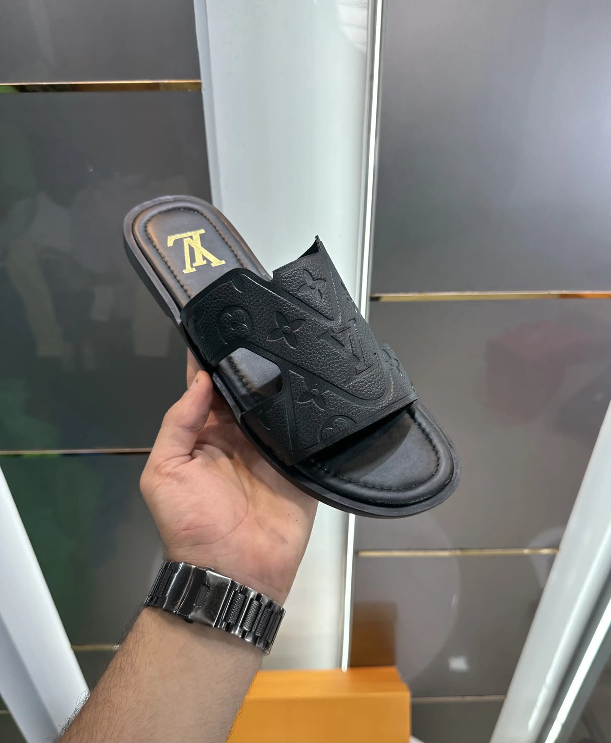 Louis_Vuitton_Black Suede Leather Slide