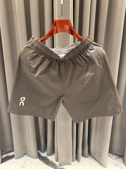 ON CLOUD SHORTS