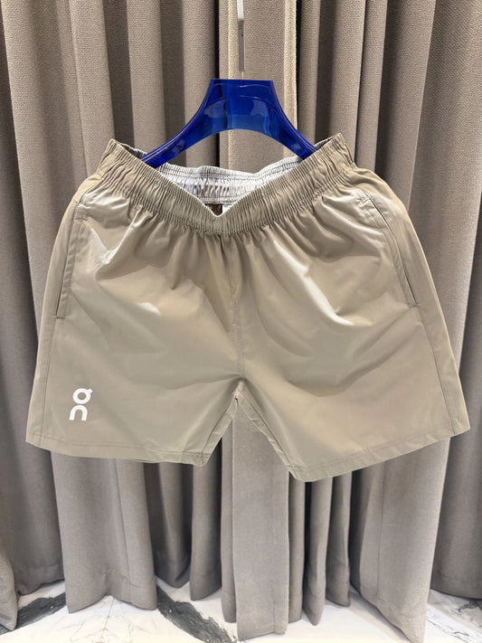 ON CLOUD SHORTS