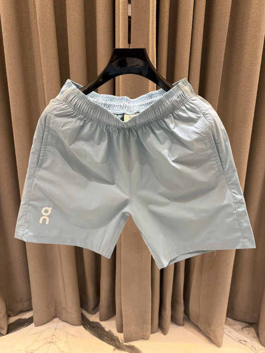 ON CLOUD SHORTS