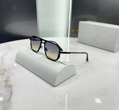 Marc Jacobs Black Multi Premium Shades 545
