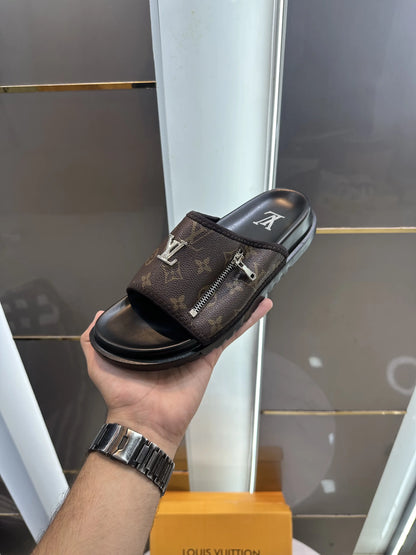 Louis_Vuitton Brown Monogram Leather Slide