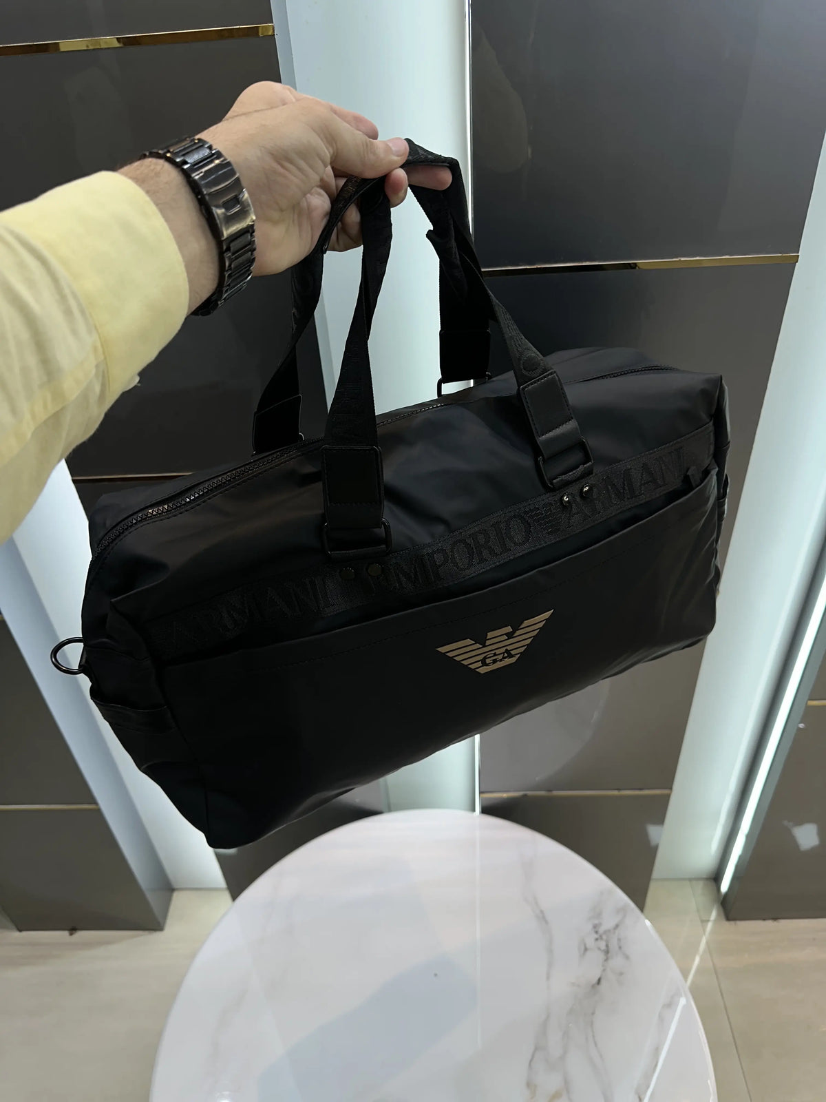 Giorgio Arman i Luxury Imported Duffel Bag ea0850
