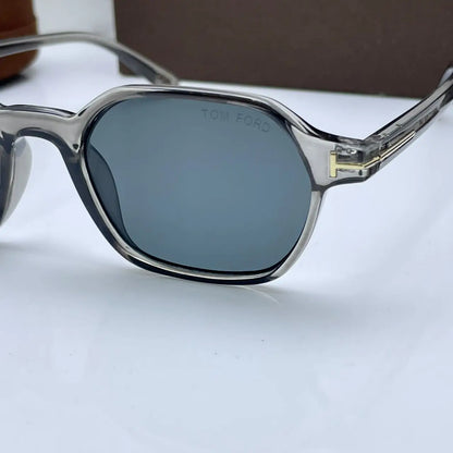 Tomford 6633 grey black