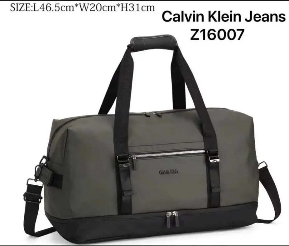 Calvin Klei n Luxury Imported Duffel Bag Green