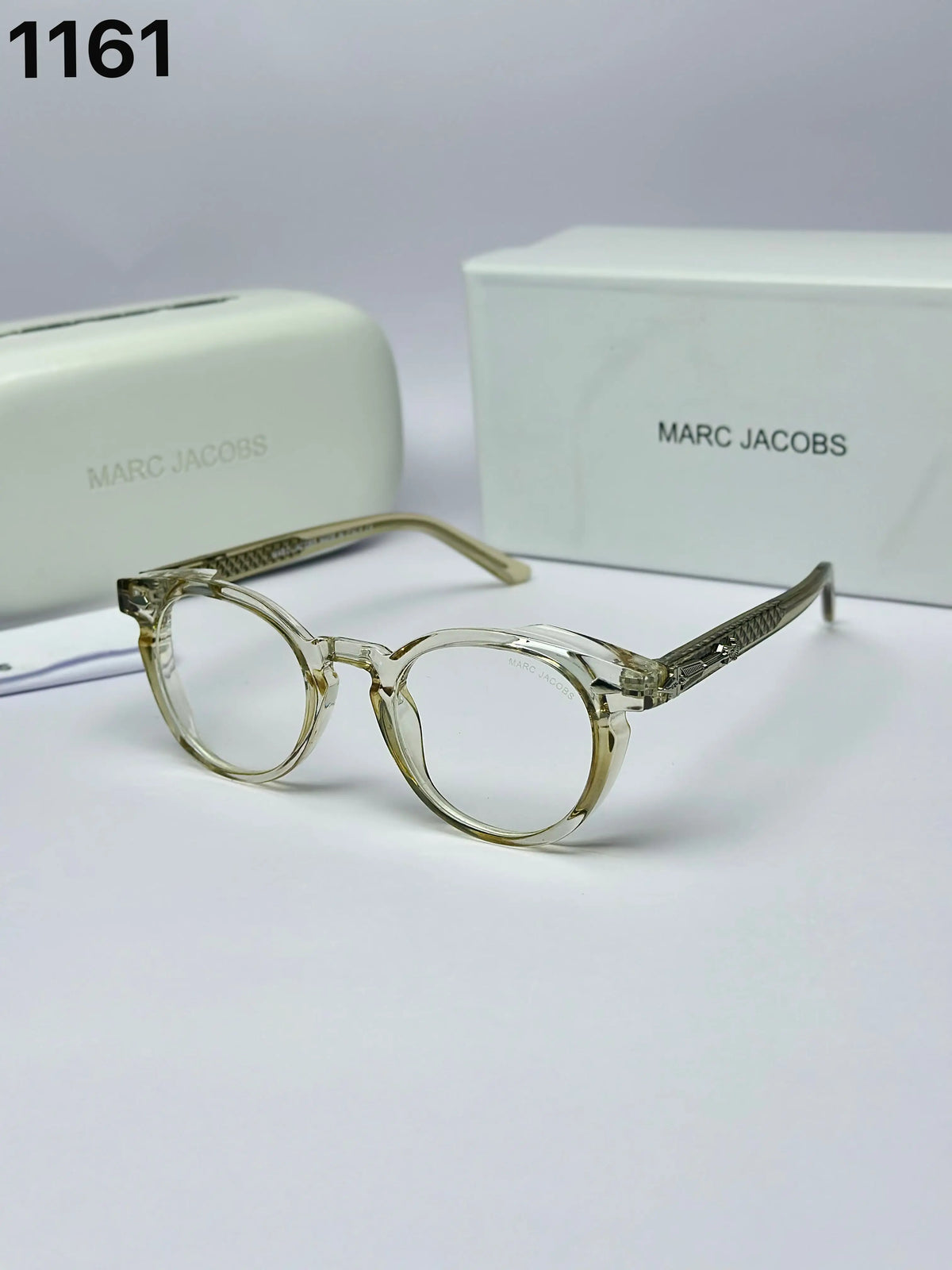 Marc Jacobs 1161 peach plano 