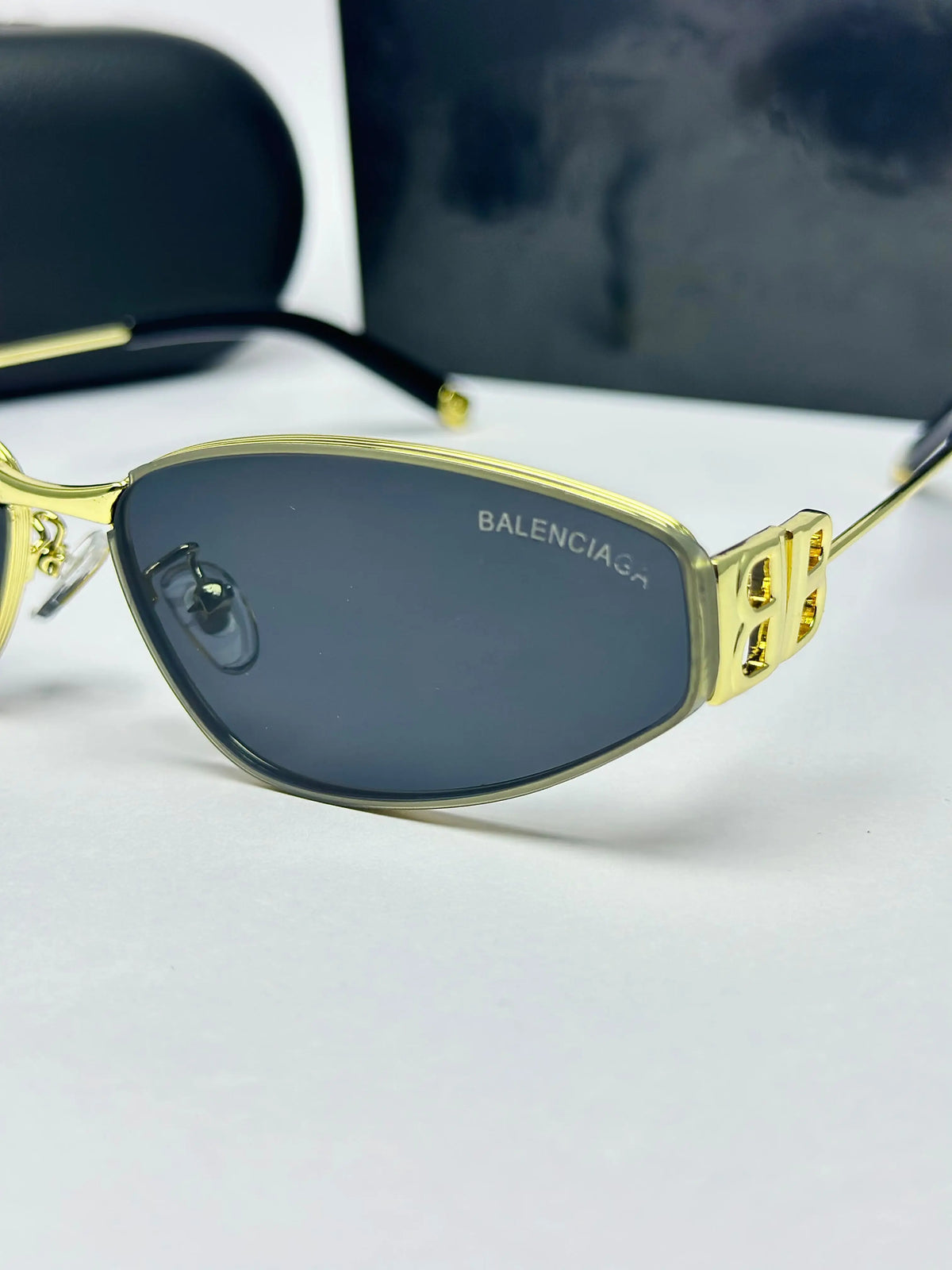 Balenciaga 2563 Gold Black