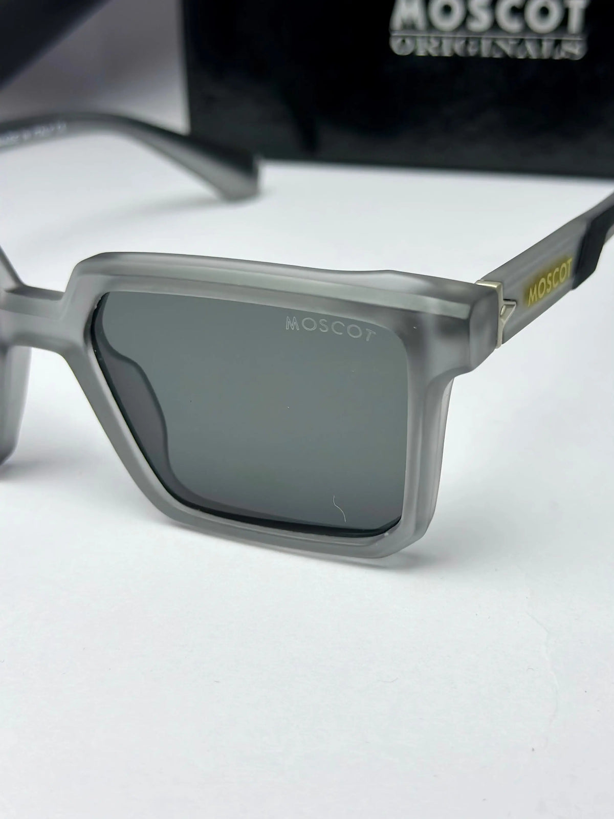 Moscot 6009 Grey Black