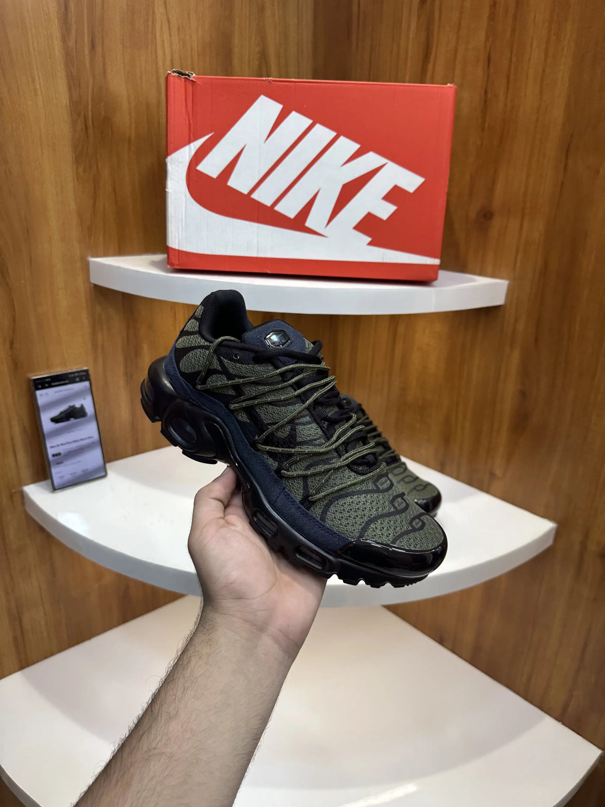 Nike_Airmax Plus Utility Black Olive