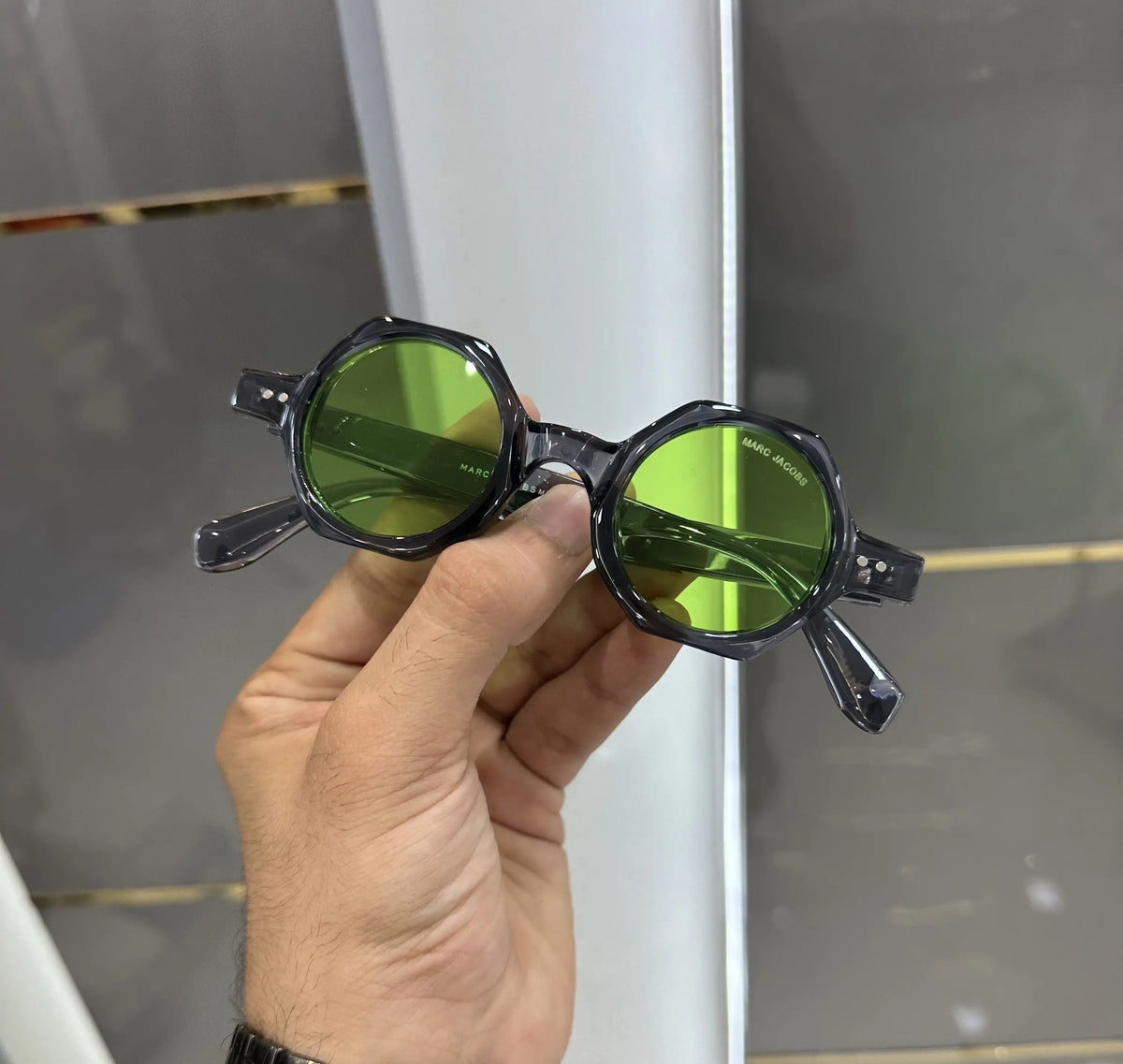 Marc Jacob s Grey Green Premium Shades 3719