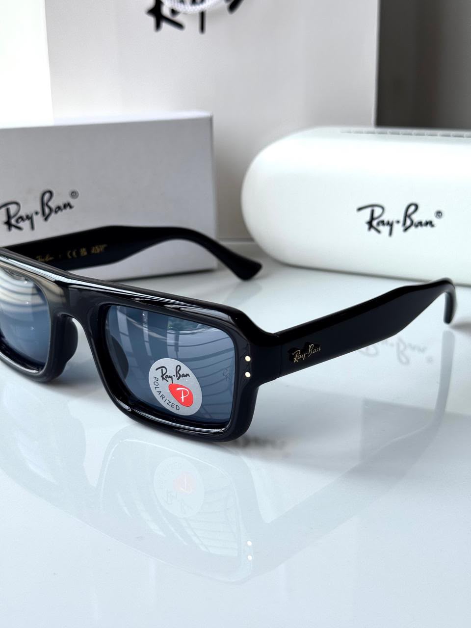 RB Puffer Avaitor Black