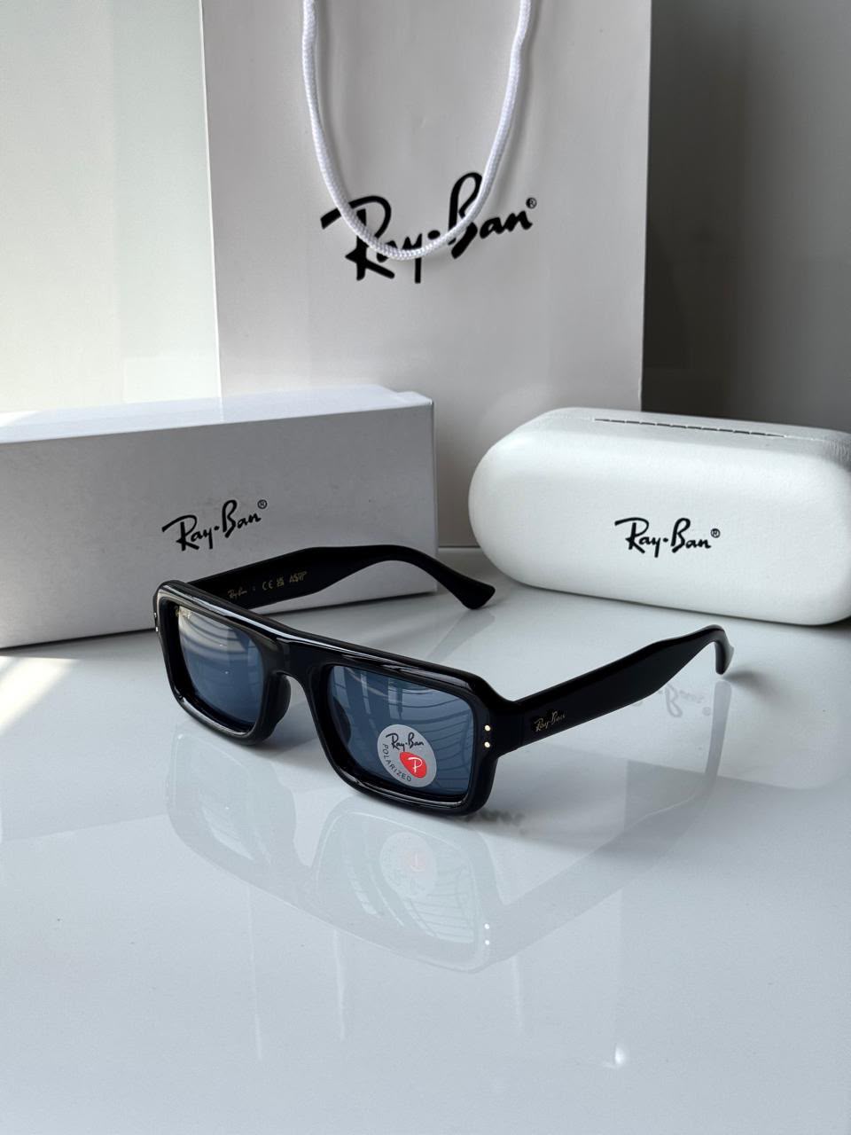 RB Puffer Avaitor Black