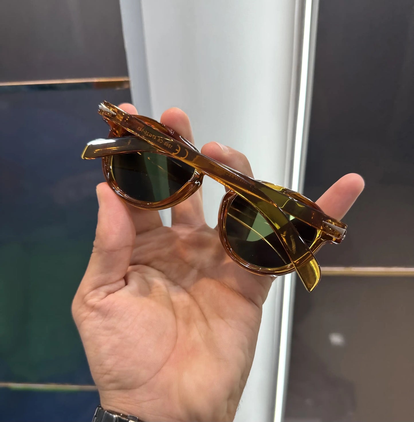David Beckham Premium Exclusive Shades
