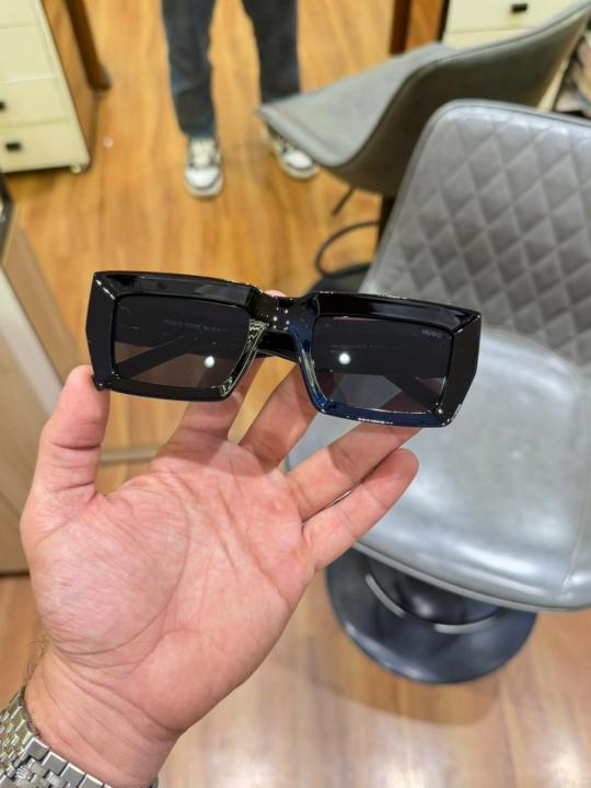 Hugo_boss_1310_glossy_black