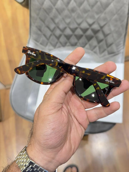 Rayban 2140 tiger green