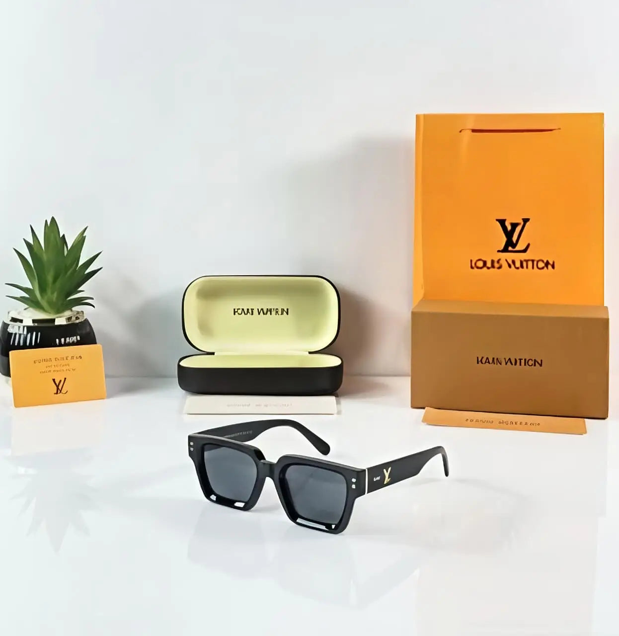 Louis Vuittiom Premium Black Sunglass