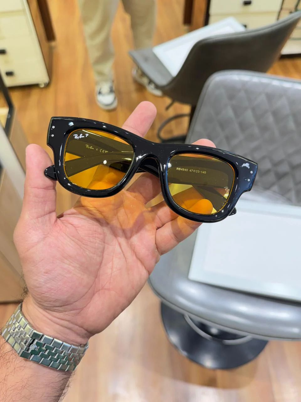Ray ban Puffer Black Yellow Premium Model