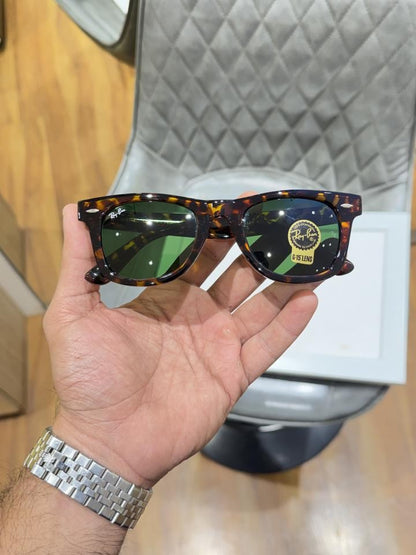 Rayban 2140 tiger green